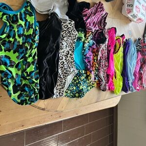 Lot of Toddler girl gymnastics leotards 3/4/5T